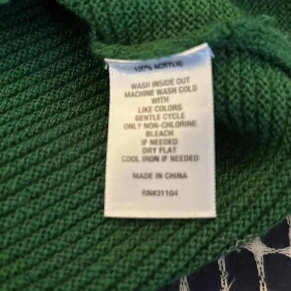 New directions oversized sweater size large green long v-neck - Picture 5 of 6